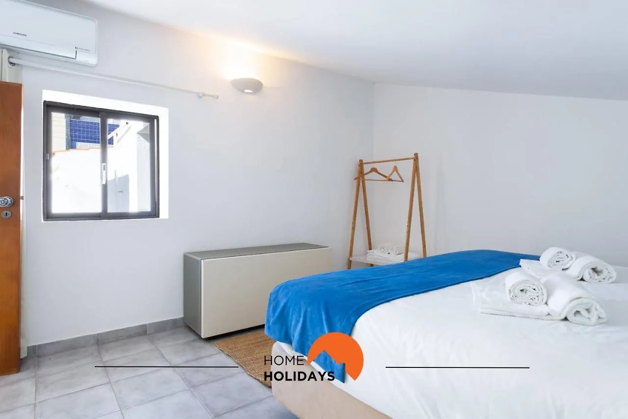 #197 Casa Gili By Home Holidays Albufeira 0*,