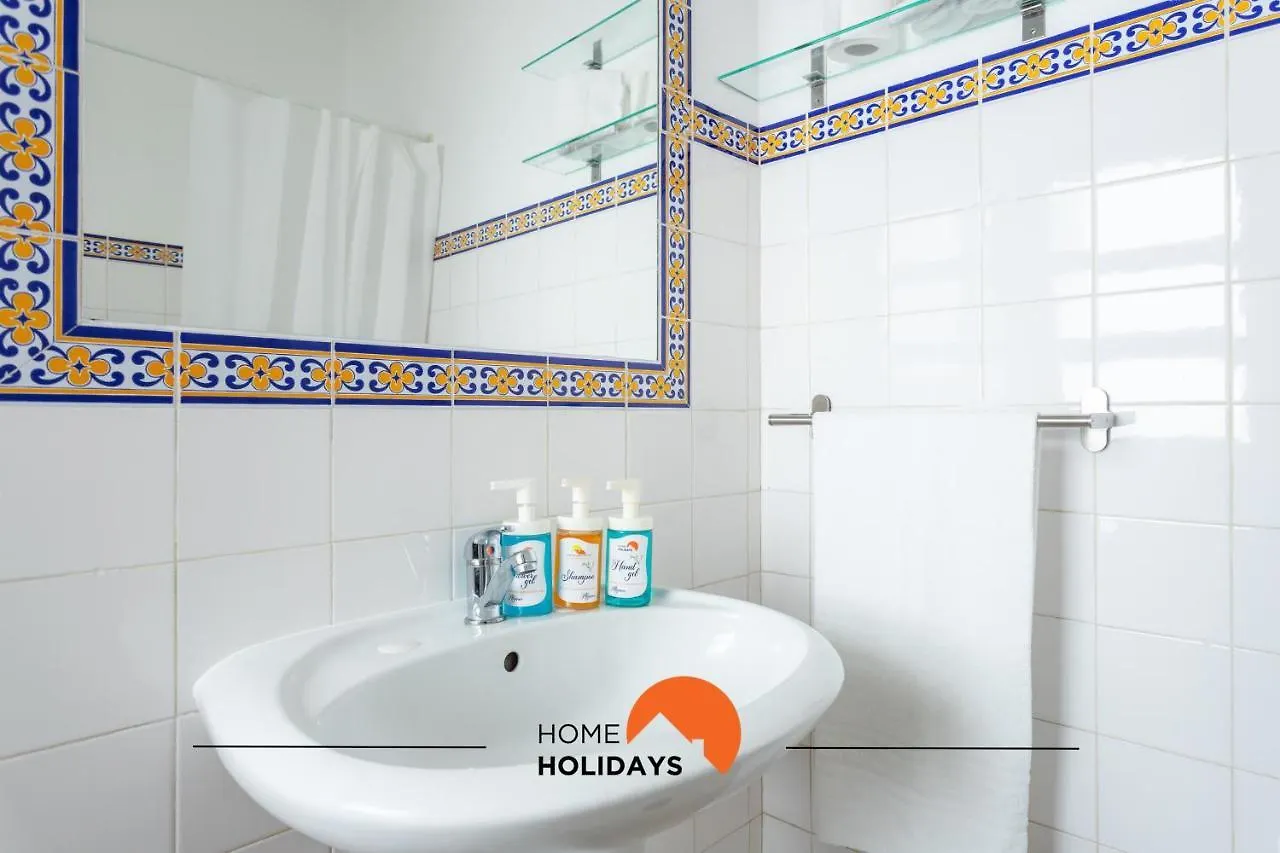 #197 Casa Gili By Home Holidays Albufeira 0*,
