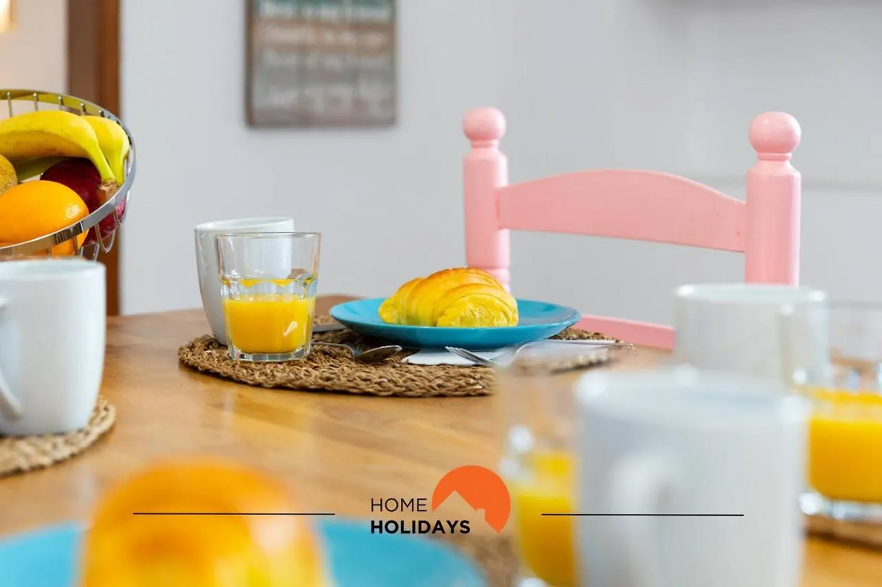#197 Casa Gili By Home Holidays Albufeira 0*,